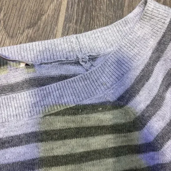 LOFT Women’s Small Gray and White Striped Boatneck Long Sweater - Picture 4 of 8